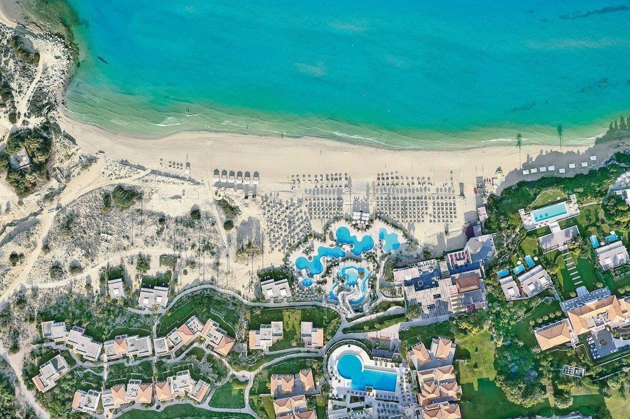 Grecotel Luxme Palms At Riviera Olympia & Aqua Park Loutra Kyllinis Exterior photo